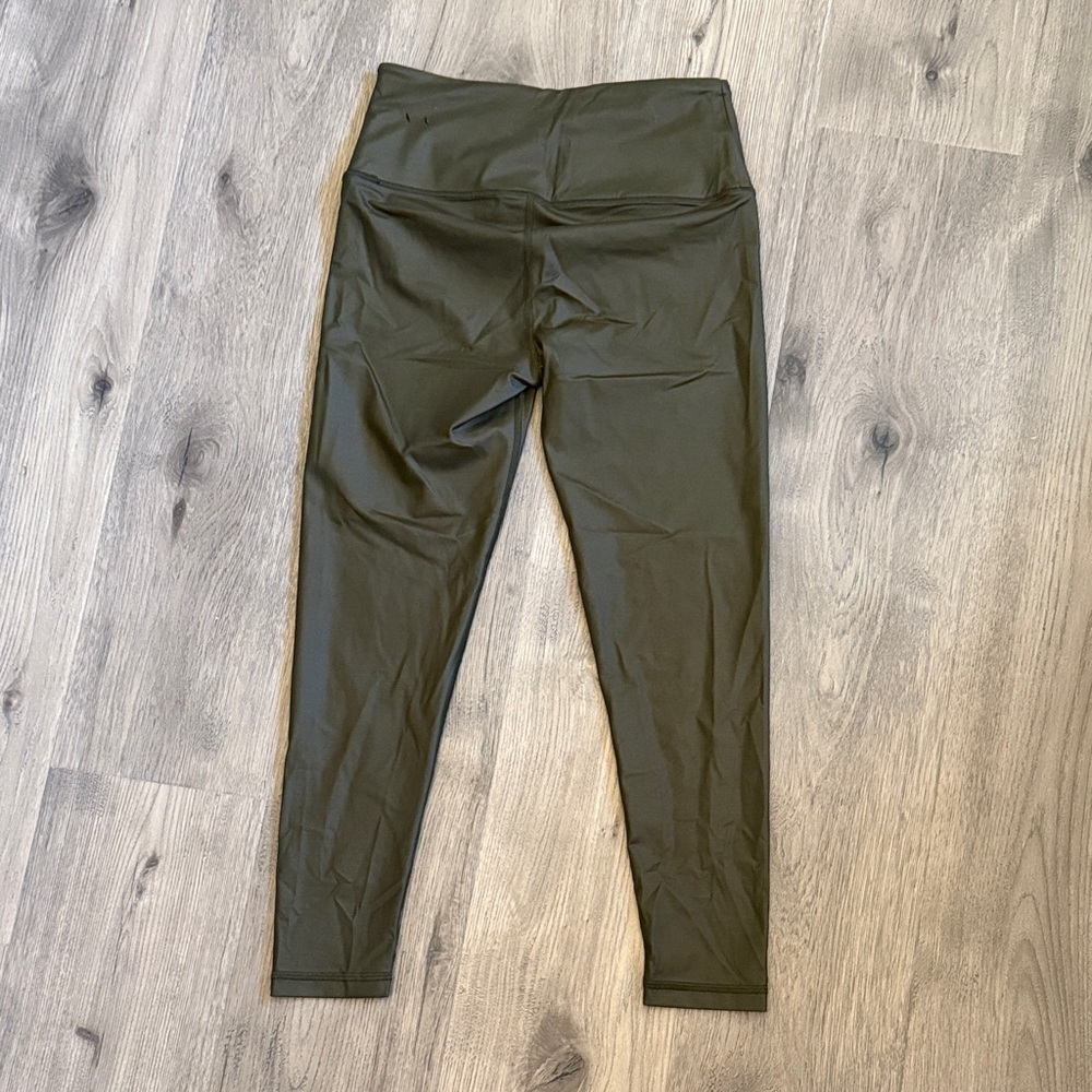 Victoria Sport Olive Leggings knockout by Victoria’s Secret - Picture 9 of 9
